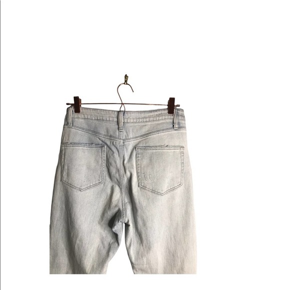 Wild Fable | High Rise Mom Jeans Light Wash Distressed Fringe Denim Jeans - Picture 9 of 9